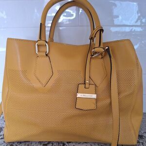 A.BELLUCCI‎ ITALY Genuine Leather Soft Yellow Satchel/Crossbody
